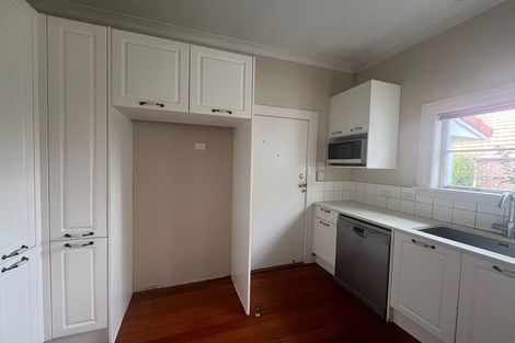 Photo of property in 7 Otahuri Crescent, Greenlane, Auckland, 1051