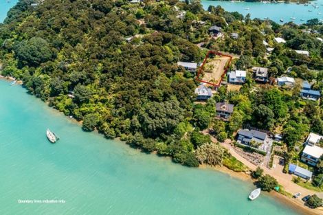 Photo of property in 18 Albert Crescent, Ostend, Waiheke Island, 1081