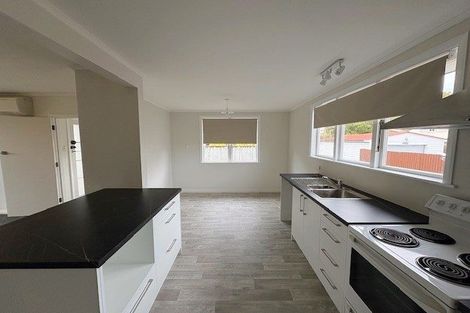 Photo of property in 75 Heretaunga Street, Palmerston North, 4414