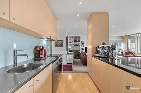 Photo of property in Sanctum Apartments, 41/10b Ebor Street, Te Aro, Wellington, 6011