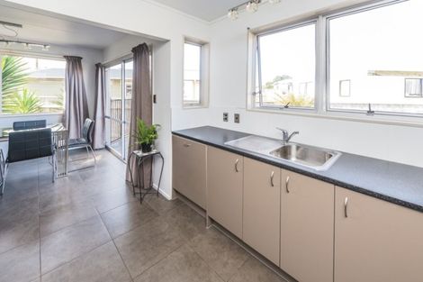 Photo of property in 27 Sussex Road, Springvale, Whanganui, 4501