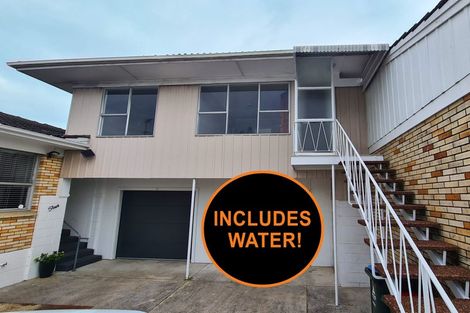 Photo of property in 3/26 Carrington Road, Point Chevalier, Auckland, 1025