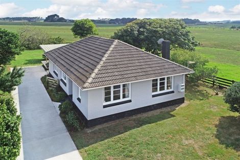 Photo of property in 104 Kaihau Road, Karioitahi, Waiuku, 2683