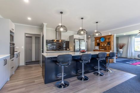 Photo of property in 8 Komahimahi Way, Motuoapa, 3382