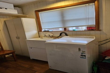 Photo of property in 38 Seddon Street, Wallaceville, Upper Hutt, 5018