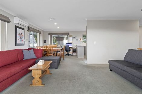 Photo of property in 15 Discovery Avenue, Welcome Bay, Tauranga, 3112