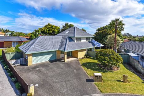 Photo of property in 25 Eiger Place, Northpark, Auckland, 2013