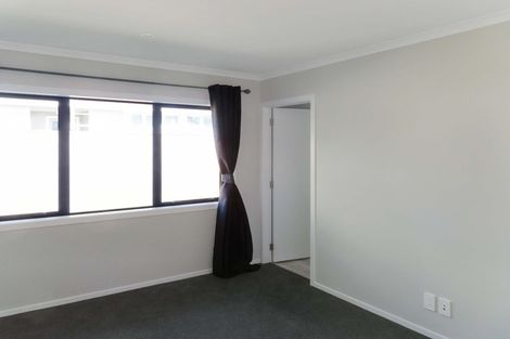 Photo of property in 2/25 Benge Crescent, Naenae, Lower Hutt, 5011