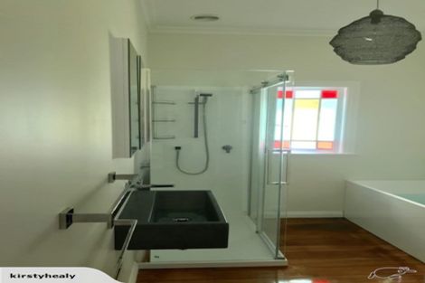 Photo of property in 27 Ava Street, Petone, Lower Hutt, 5012