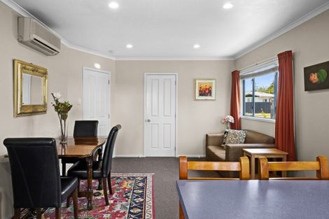 Photo of property in 1a Upham Street, Havelock North, 4130