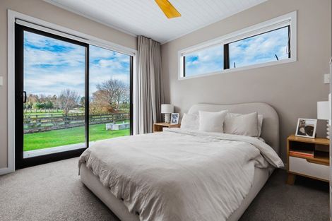 Photo of property in 10 Brighton Grove, Newstead, Hamilton, 3286