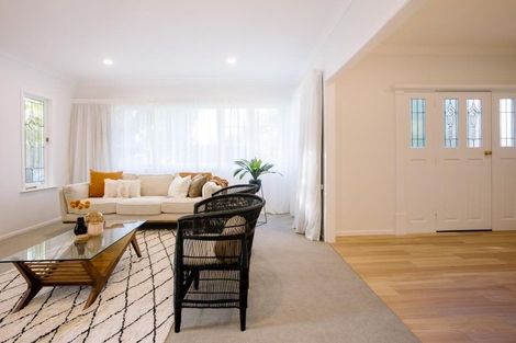 Photo of property in 9 Minchin Crescent, St Andrews, Hamilton, 3200