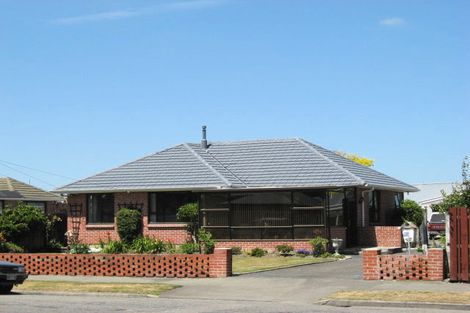 Photo of property in 33 Bentley Street, Russley, Christchurch, 8042