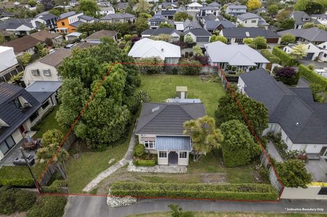 Photo of property in 72 Jeffreys Road, Fendalton, Christchurch, 8052
