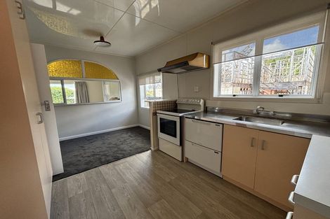 Photo of property in 6 Valley Road, Pukekohe, 2120