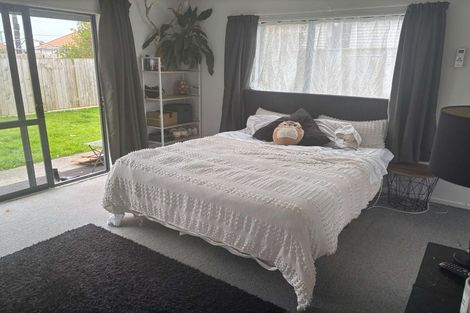 Photo of property in 7 List Street, Welbourn, New Plymouth, 4310