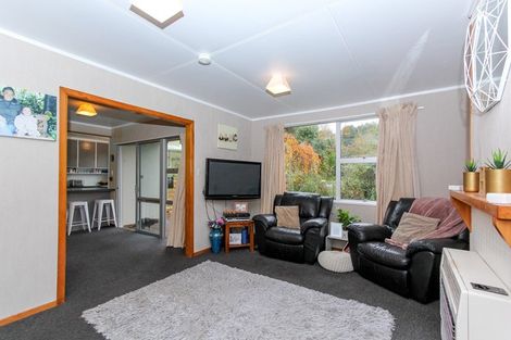 Photo of property in 23 Bromley Place, Westown, New Plymouth, 4310