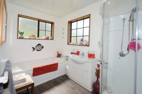 Photo of property in 54 Frasers Road, Glenross, Dunedin, 9011