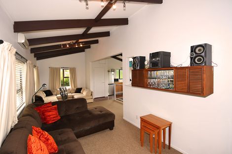 Photo of property in 3 Leigh Road, Leigh, 0985