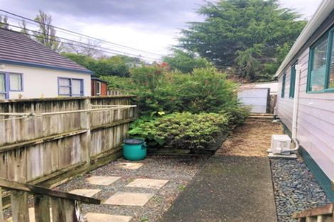 Photo of property in 84 Colwill Road, Massey, Auckland, 0614