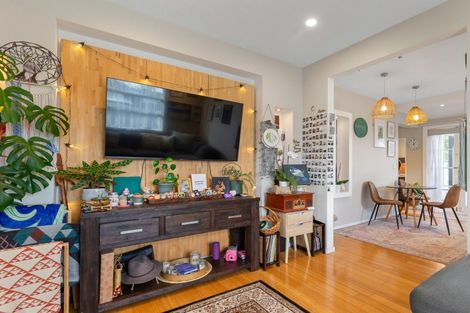 Photo of property in 6 Vance Street, Shannon, 4821