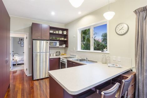 Photo of property in 2a Keystone Avenue, Mount Roskill, Auckland, 1041