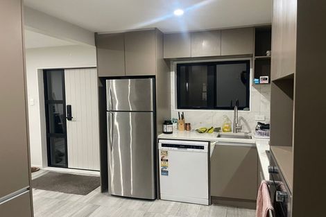 Photo of property in 142a Golf Road, Titirangi, Auckland, 0600