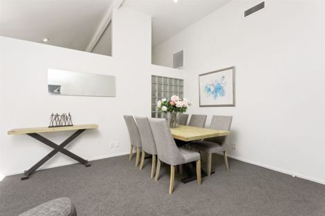 Photo of property in 11 Cricklewood Place, Avonhead, Christchurch, 8042