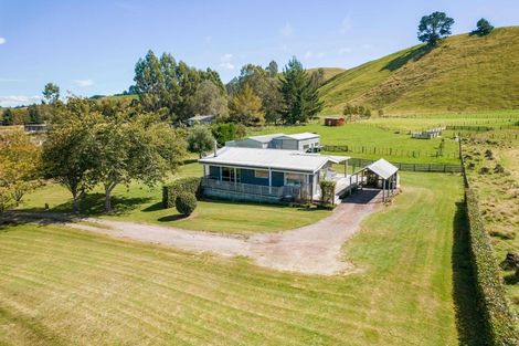 Photo of property in 302 Whangamata Road, Kinloch, Taupo, 3377