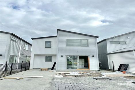 Photo of property in 125 Grove Road, Papakura, 2110