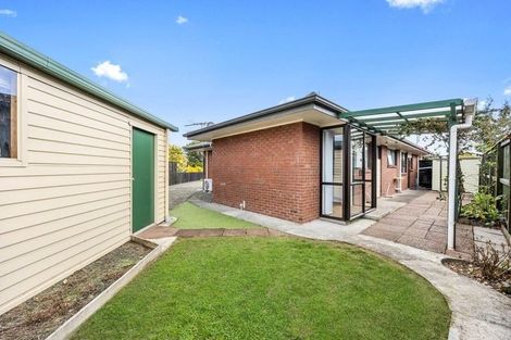 Photo of property in 1/6 Annette Avenue, Te Atatu South, Auckland, 0610