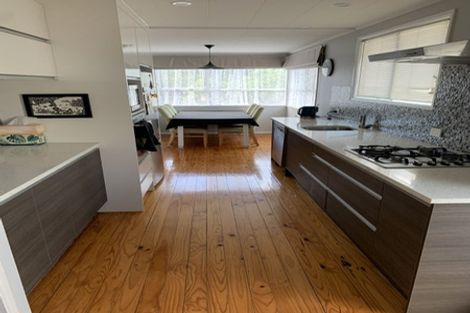 Photo of property in 1/20 Gossamer Drive, Pakuranga Heights, Auckland, 2010