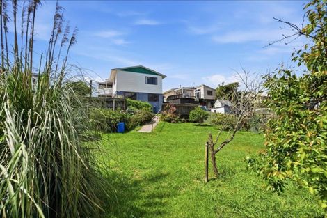 Photo of property in 350 Pukehina Parade, Pukehina, Te Puke, 3189
