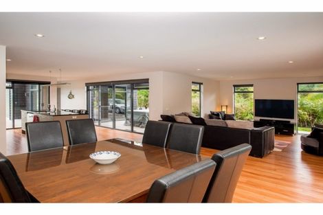 Photo of property in 1 Coral Place, Matapouri, Whangarei, 0173