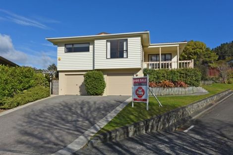 Photo of property in 13 Pioneer Grove, Silverstream, Upper Hutt, 5019
