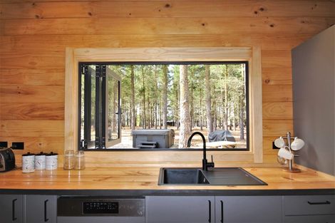 Photo of property in 390d Letts Gully Road, Letts Gully, Alexandra, 9393