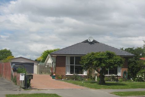 Photo of property in 10 Ian Place, Bishopdale, Christchurch, 8053