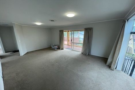 Photo of property in 31 Solar Road, Glen Eden, Auckland, 0602