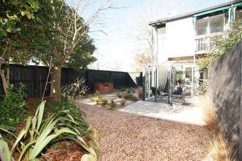 Photo of property in 1/43 Fendalton Road, Fendalton, Christchurch, 8014