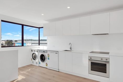 Photo of property in 11 Otira Close, Papamoa Beach, Papamoa, 3118