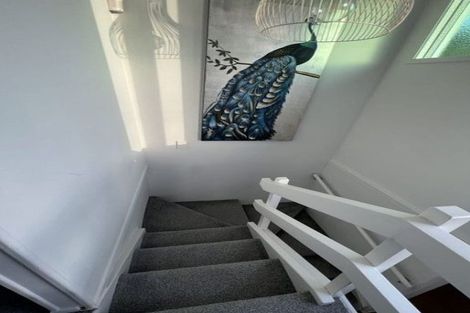 Photo of property in 1/110 Saddleback Rise, Murrays Bay, Auckland, 0630