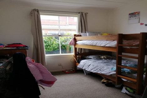 Photo of property in 13 Huapai Street, Onehunga, Auckland, 1061