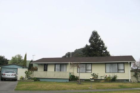 Photo of property in 11 Hetley Crescent, Taradale, Napier, 4112