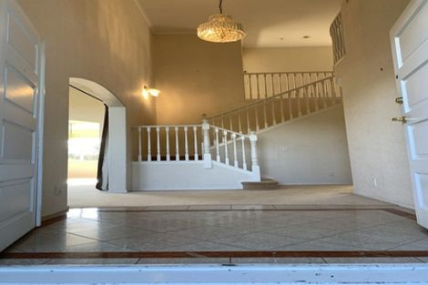 Photo of property in 41 Corta Bella Place, Golflands, Auckland, 2013