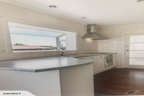 Photo of property in 43 Shirley Avenue, Papakura, 2110