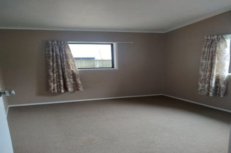 Photo of property in 12 Parkland Crescent, Terrace End, Palmerston North, 4410