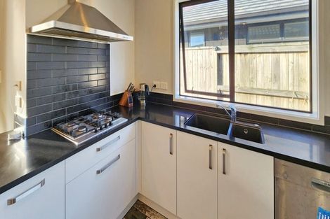 Photo of property in 93 Te Kio Crescent, Papamoa Beach, Papamoa, 3118