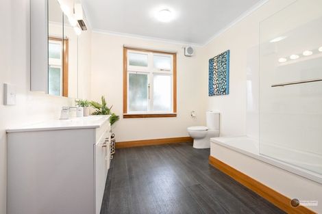 Photo of property in 24 South Street, Petone, Lower Hutt, 5012