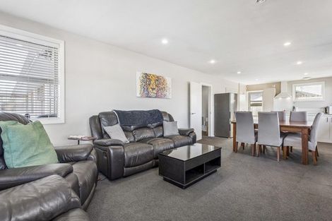 Photo of property in 1/57 Mcfaddens Road, St Albans, Christchurch, 8052