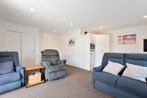 Photo of property in 4 Lance Way, Papamoa, 3118